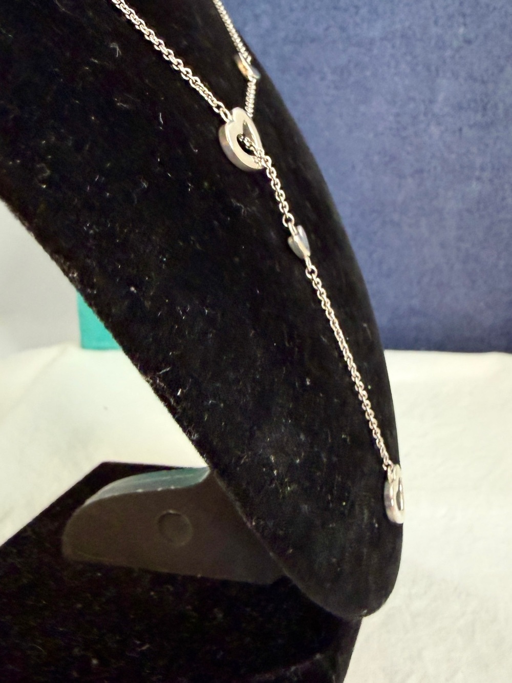 TIFFANY & CO. Sterling Silver Solid Open Mini Hearts Link Lariat Necklace w/ COA - Picture 8 of 13